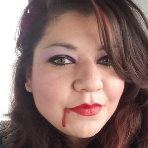 Meet your Posher, Holly